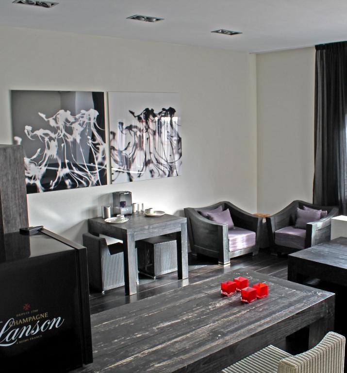 Pure Hotel Lier Bagian luar foto